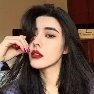 错把顶头上司当成妈